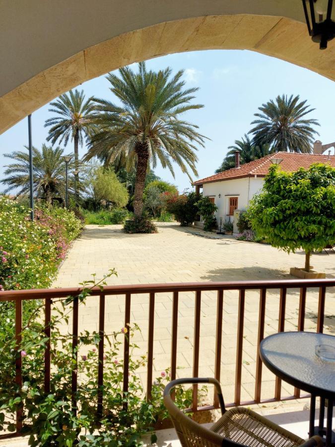 Golden Palms Guest House & Cafe Famagusta  Exterior photo